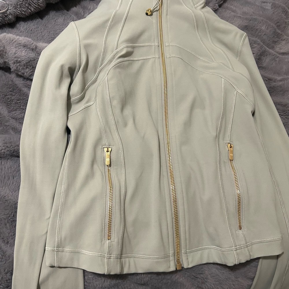lululemon athletica Fog Green/Gold NULU Jacket with Gold Zippers